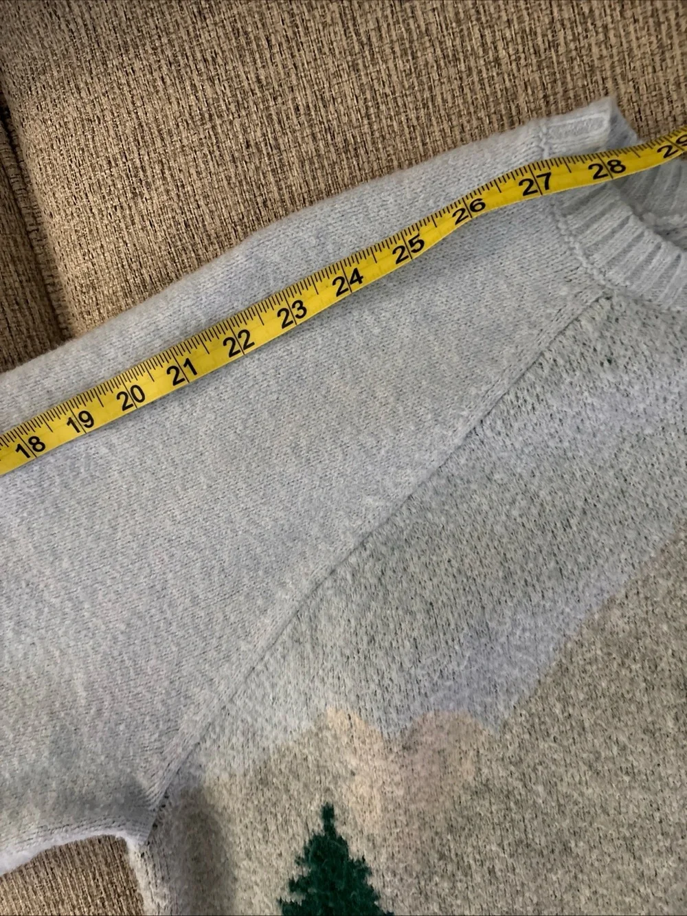Sz XXL Old Navy Light Blue Scenic Forest Christmas vibes Crewneck Sweater used - Picture 15 of 15